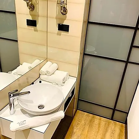 The Loft מלון 4*