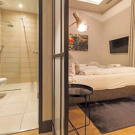 The Loft מלון