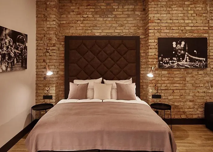 מלון The Loft 5*