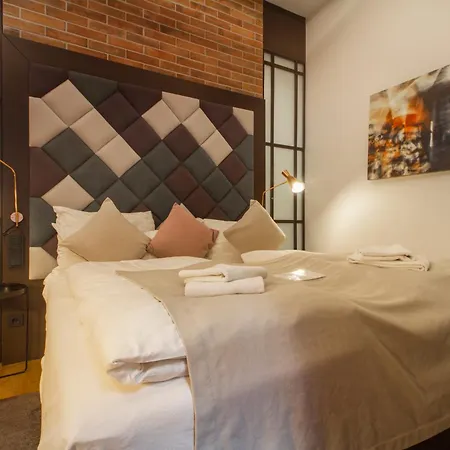 Szálloda The Loft 5*